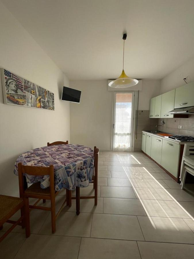 Condominio Michelangelo-Solo Per Famiglie- Walterigato Apartments Lido di Jesolo Kültér fotó