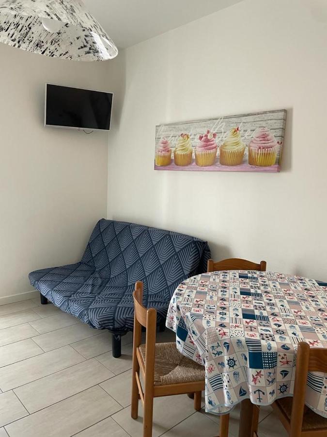 Condominio Michelangelo-Solo Per Famiglie- Walterigato Apartments Lido di Jesolo Kültér fotó